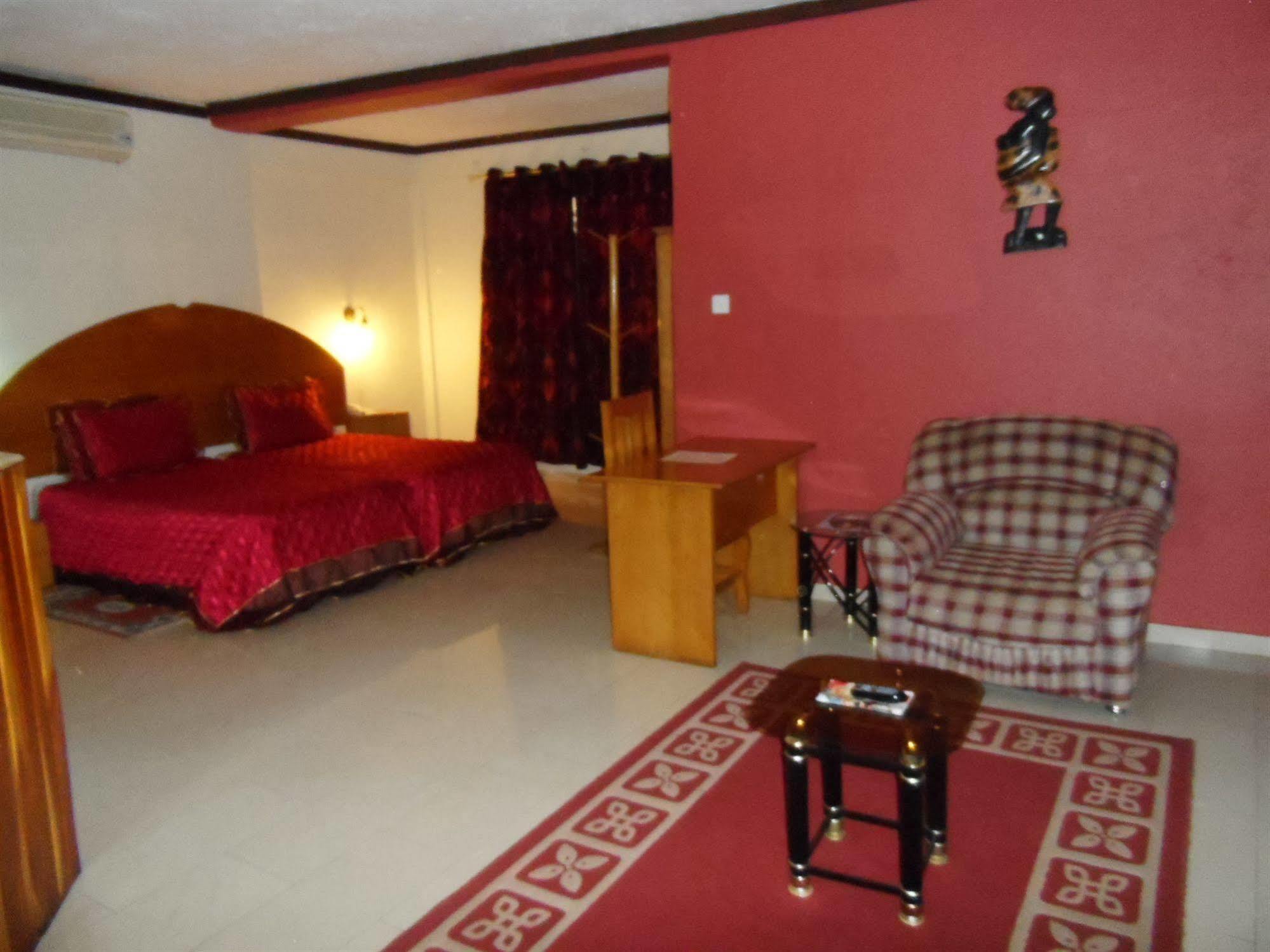 Hotel De Texas Kumasi Kültér fotó